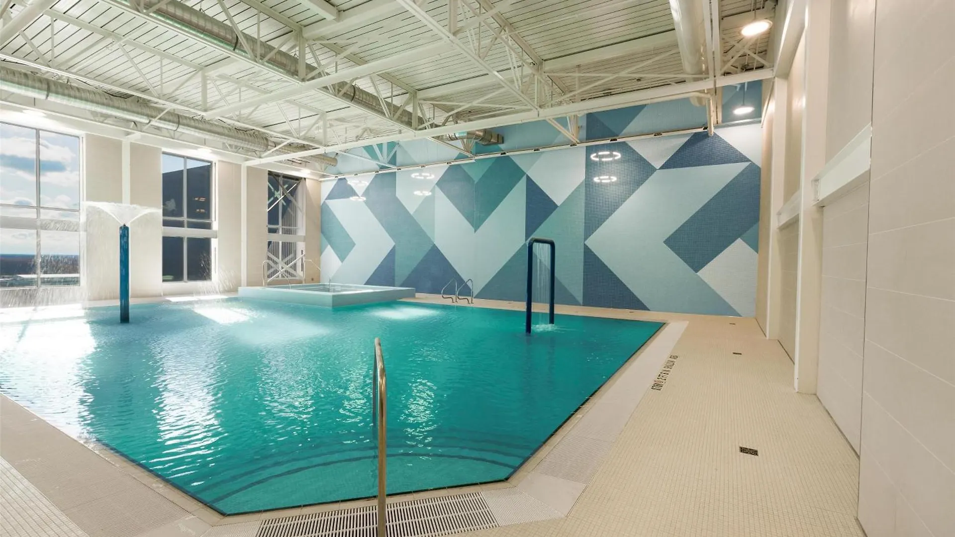 Hilton Niagara Falls/ Fallsview Hotel And Suites